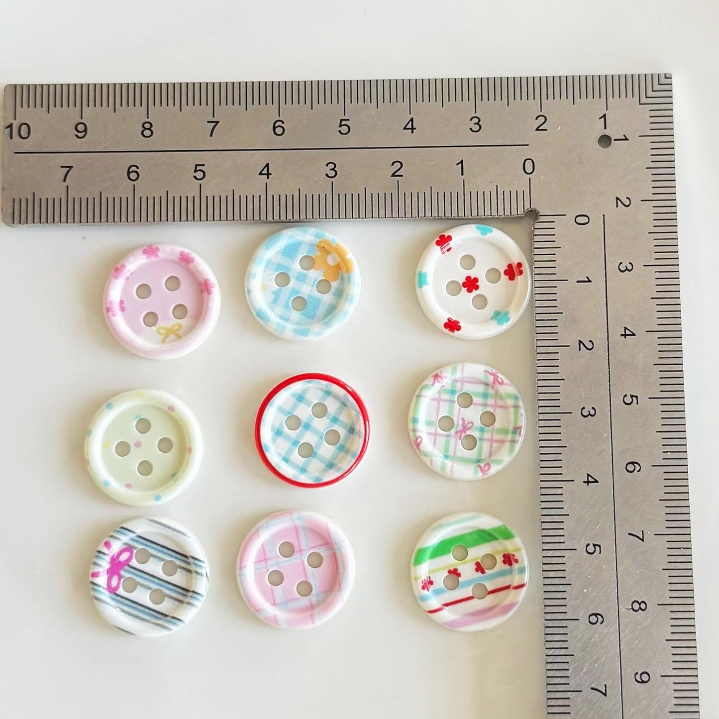 18mm Round 4 Holes Acrylic Buttons, 80 Pcs Assorted DIY Crafts Buttons, Sweet Floral Bowknot Stripe Design Buttons for DIY Sewing Knitting, Clothing, Bag, Shoes Decoration, Jewelry Making (Pink)
